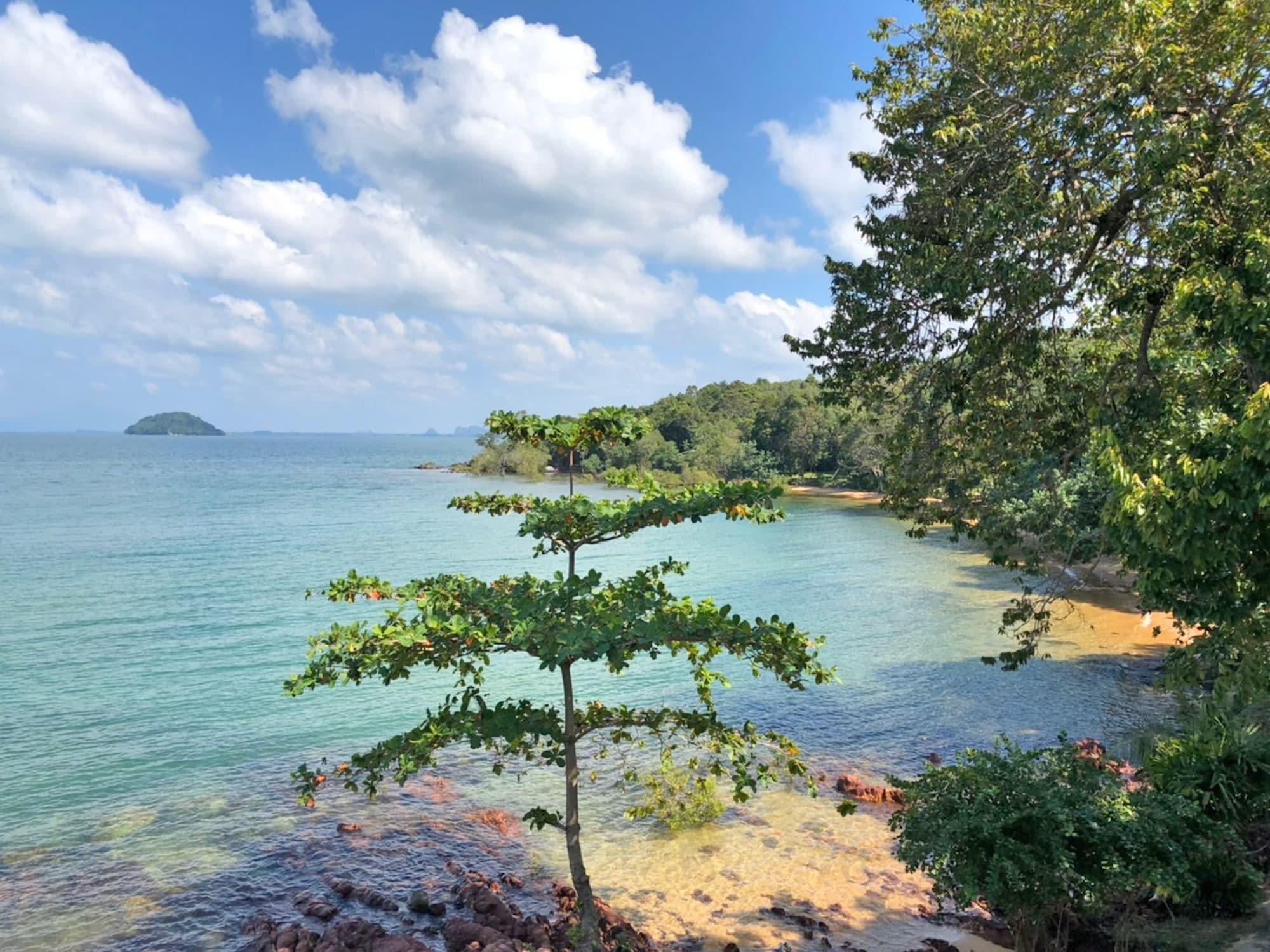 Banyan Bay Villas Koh Jum Exterior foto